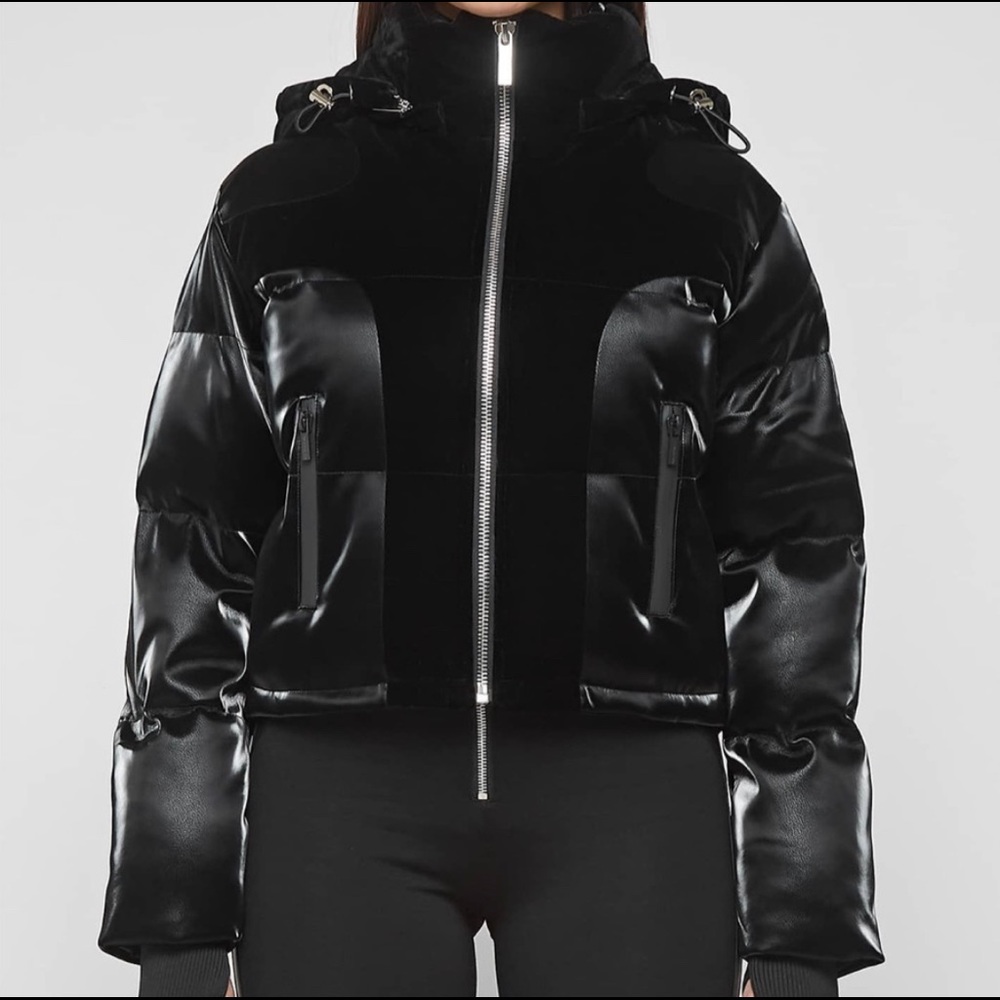 Manière De Voir High Shine Velvet Puffer Jacket (US 4)
